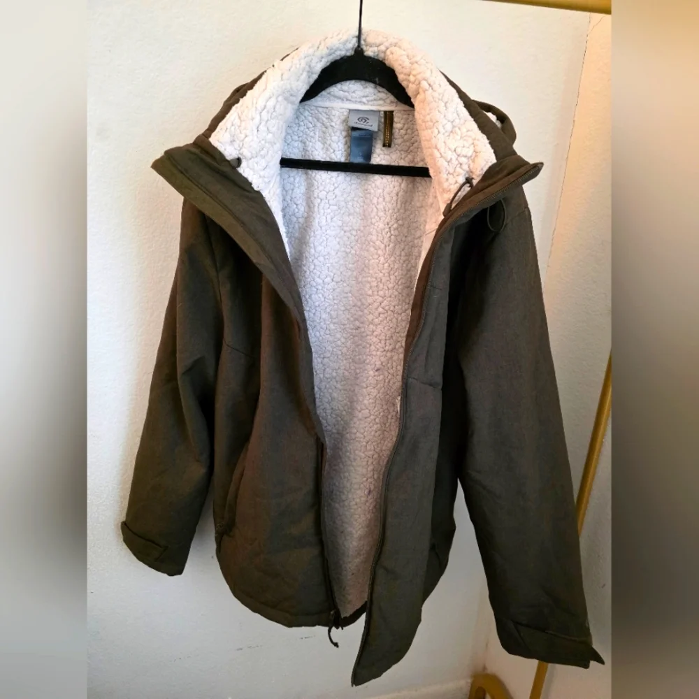 Men's‎ Sherp Lined Hooded Champion Jacket Size Large